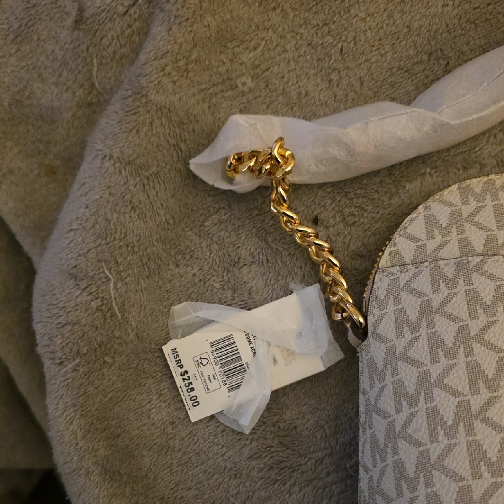 NWT Michael Kors Monogram Cream Crossbody Bag - Picture 2 of 6